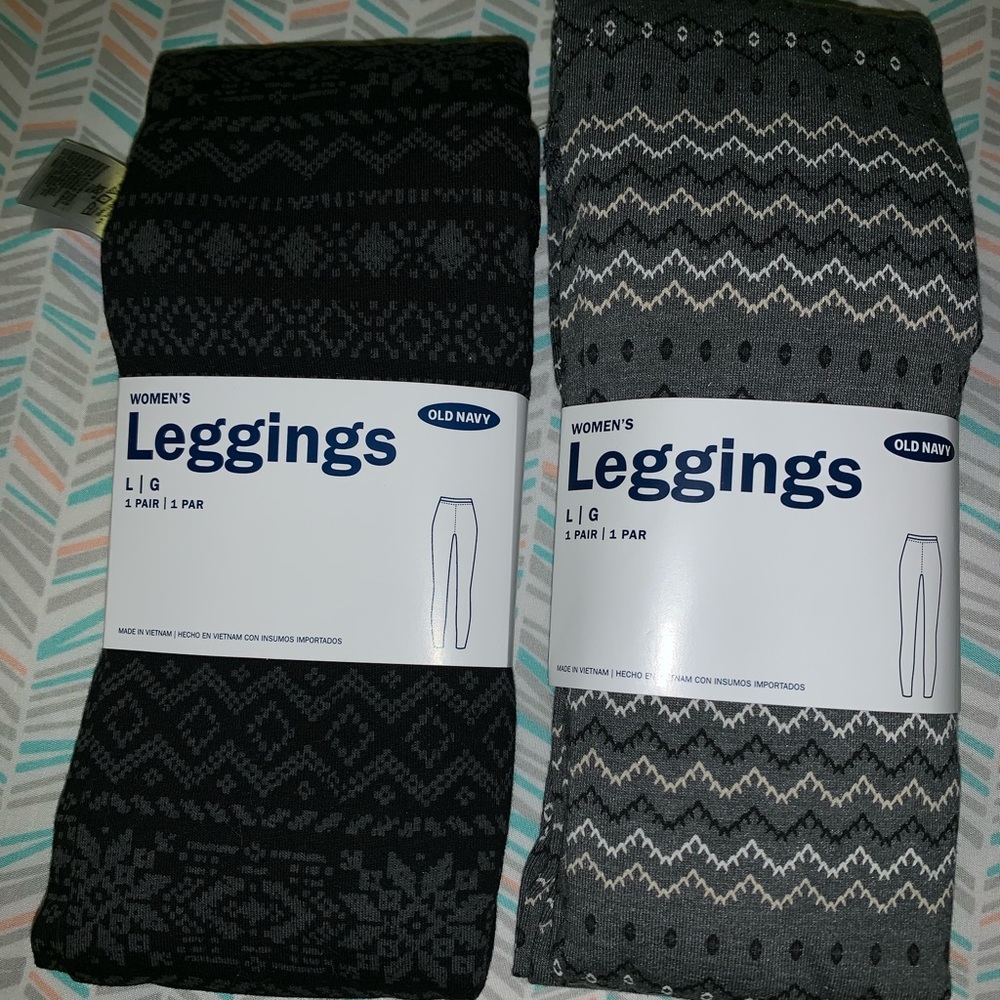 🍓2 pair of NWT leggings size Large black and gray